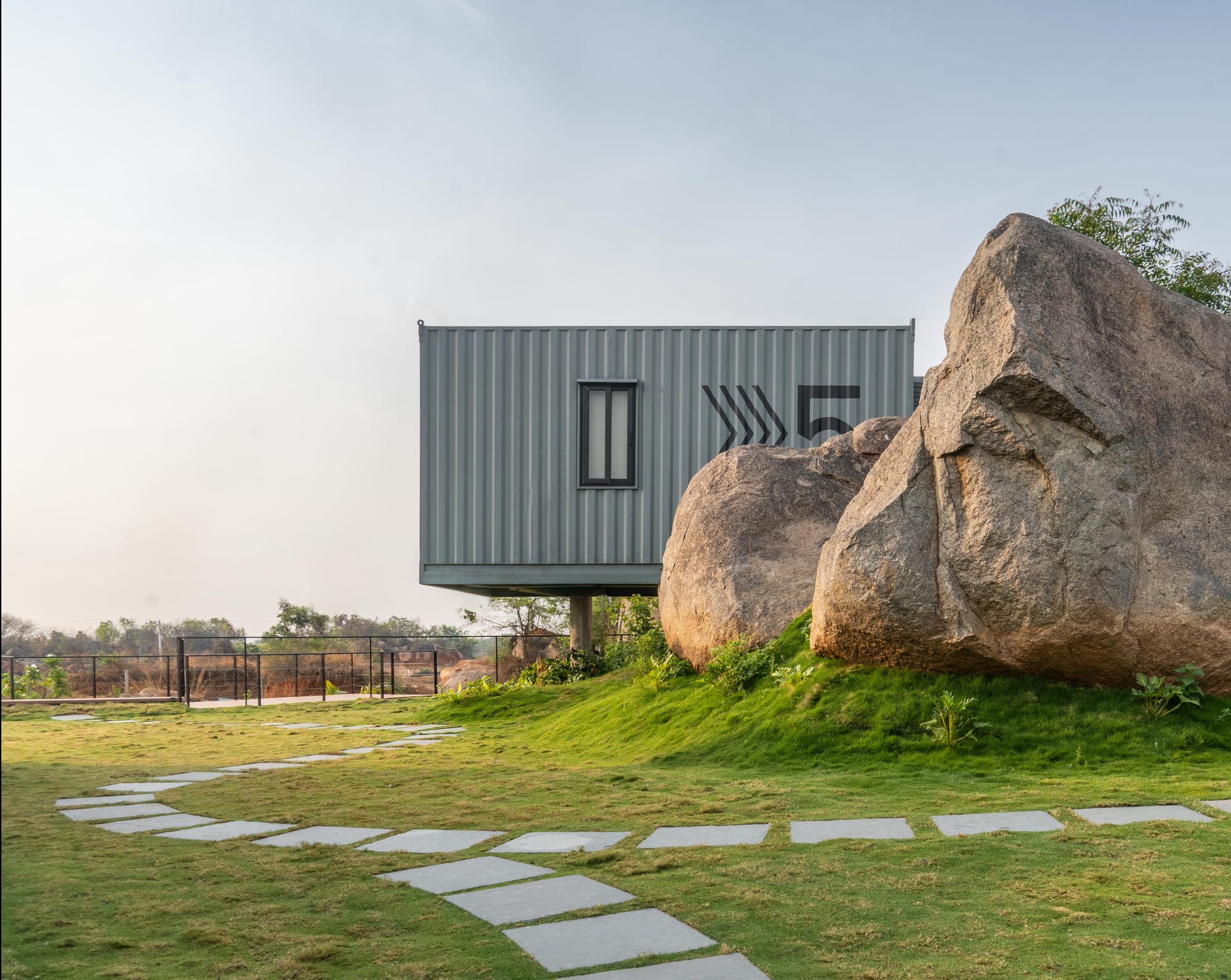 Fargo On The Rocks — boutique villa near Hyderabad